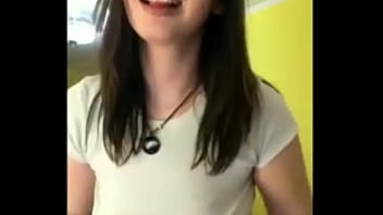 Gái Xinh Show Hàng Bingo