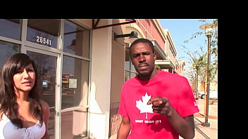 Interracial Sex Blowjob