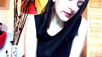 Suora Nicoletta Si Prende Cura Di Te In Una Maniera Davvero Molto Speciale