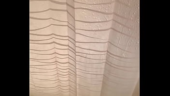 Piroca Babando Por Uma Bucetuda Carnuda