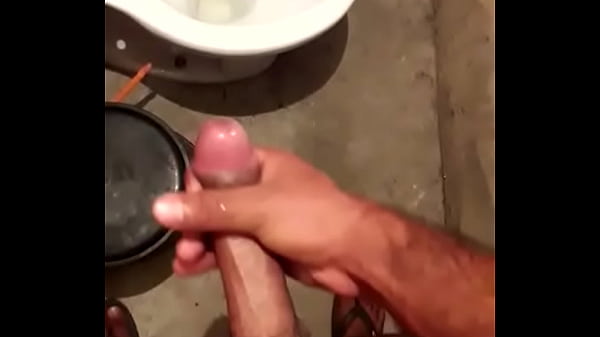 Batendo Uma Punheta Gostosa (parte2)