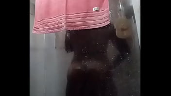 Bunda Boa No Banho - black, real, gay, brasil, bunda, carioca, rio-de-janeiro, gay-amateur - Video 3385600