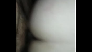 Latino Disfruta De Chico Blanco Con Pasión Y Deseo