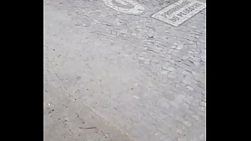 Coroa Gostoso Maludo Saindo Da Praia