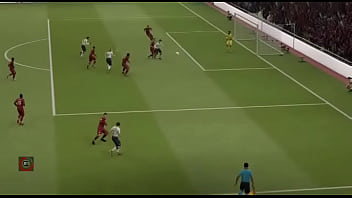 Morrito De Lentes Recibe Cogida A Domicilio