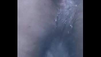 Jugando Con Calabresa En Su Culo