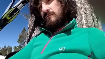 Bel Gris Con Su Gran Polla Bajo El Sol