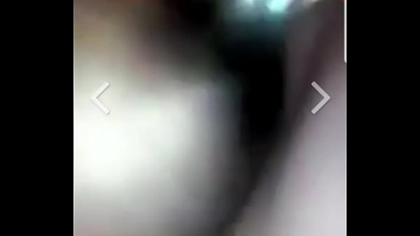 Trola Vieja Comiendo Como Loca