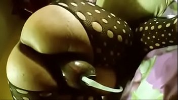 Mi Mujer Bombeando Su Coñito