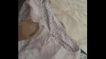 Corrida En Bragas De Mi Mujer 23 (paja Con Sus Medias Y Corrida En Dos Bragas) Cum In Pants Of My Wife