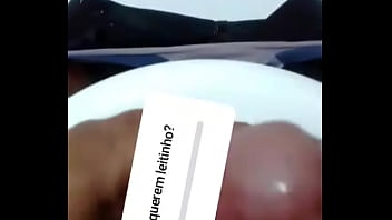 Uma Gozada Pra Elas !!