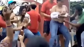 Novatada De La Universidad Católica De Guayaquil 2013 Wvmvision