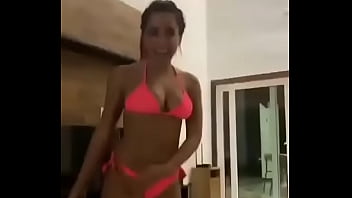 Anitta Só De Calcinha Muito Gostosa