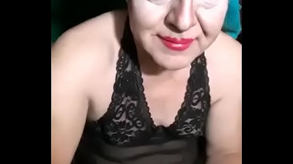 Rossa La Prostituta En La Cama