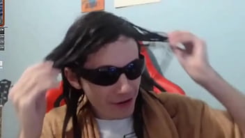 Shark Norris E Josefino Pinto