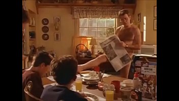 Malcom Escena Pervertida En La Cocina