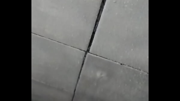 Punheta No Banho - gozada, banho, punheta - Video 3362130