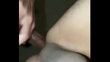 Desarmando La Base De Mi Cama Quiso Ayudarme Pero No Resistió Su Verga, Y Note Su Erección Y Lo Provoque Hasta Que Me Pusiera Así