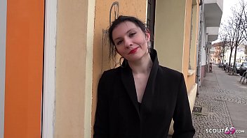 German Scout - Kunst Studentin Anna Anal Gefickt Bei Casting