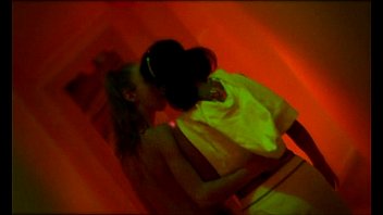 Placebo - Protège Moi (porn Version)