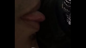 Cheirando A Calcinha Usada Da Prima D. E Tocando Uma