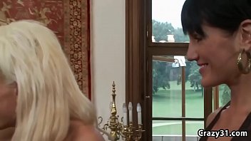 Horny Gentlemen Gangbanging Two Curvy Vixens