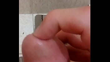 Novinho Dotado Brincando Com Pau