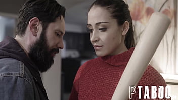 Young Woman Avi Love Becomes Paranoid She' Being Stalked Through Her Computer