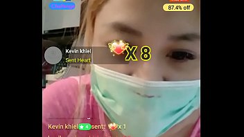 Idol Ko Show Chuyển Show Nhận Mưa Quà