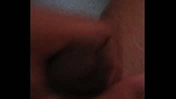 Masturbandome En La Bañera