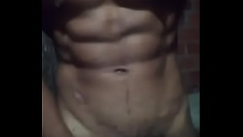 Hetero Hondureño Enseñando Su Paquete