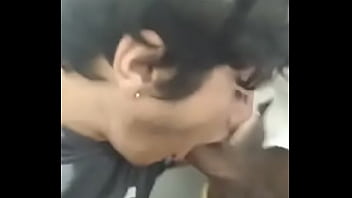 Mamando O Gostoso No Banheiro