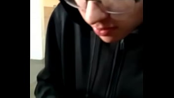 Caiu Na Net!novinho Calvo Chupando Até O Saco,uma Delicia.