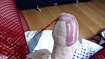 Crossdresser Extreme Cumshot