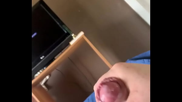 Quick Jerkoff With Big Cum Load