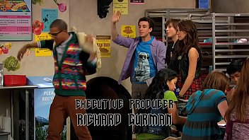 Uma Banda Lá em Casa UBLC S01E19 - Weasels Vs Robots