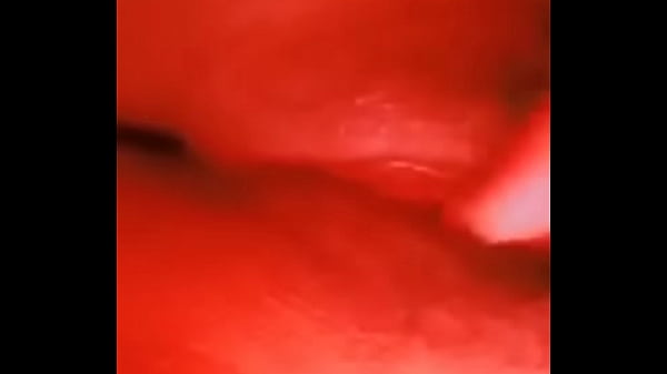 Bé ú lồn đẹp thủ d_m