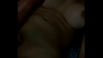 Comendo A Putinga No Banquinho