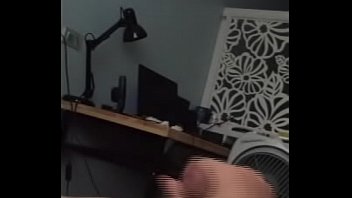 Handjob and cumshot- Sục cặc bắn tinh ph_ lòi