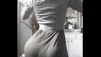 Naija Girl Twinkling Big Ass