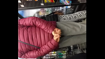 Morris Cachonda Me Lo Ve Y Se Toca En Publico