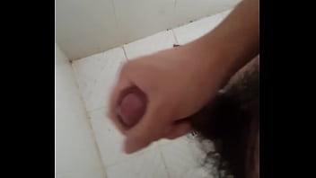 Masturbating While Taking A Bath