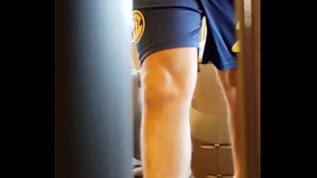 Flagra Novinho Na Esteira