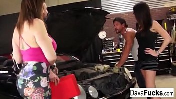 Peitao Dessa Gostosa Safada Rebolando De Quatro