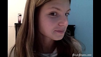 Gina Gerson Cut Nails For Shooting