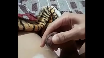 Bateu Uma Pra Novinha Na Cama Depois Do Banho