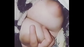 La Novia De Mi Amigo Me Enseña Las Tetas Y Me Pide Que Me La Coja