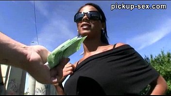 Real Amateur Girl Takes Money Then Gets Boned Outdoor