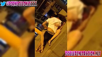 Me Encontre Con Esta Pareja Follando En La Calle