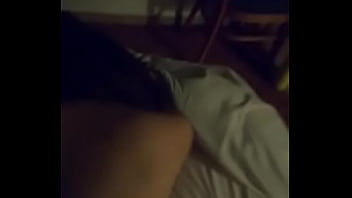 Ahora De Perrito Moviendole Todo El Culazo, El Men No Pudo Con Ella, Alguna Chica Se Anima A Hacer Venir A Mi Vieja?